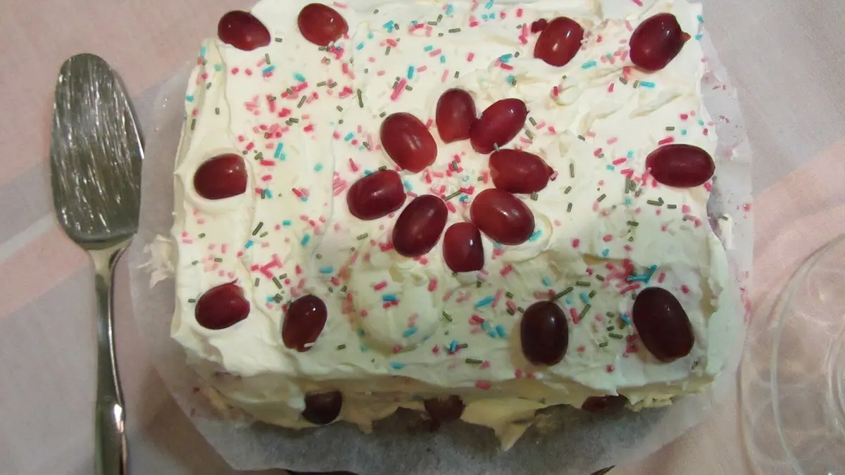 Cakes by Aleina – cake maker in Harold Hill, London